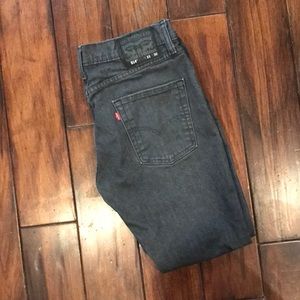 Men’s Levi 514 jeans in gray size 33 by 30